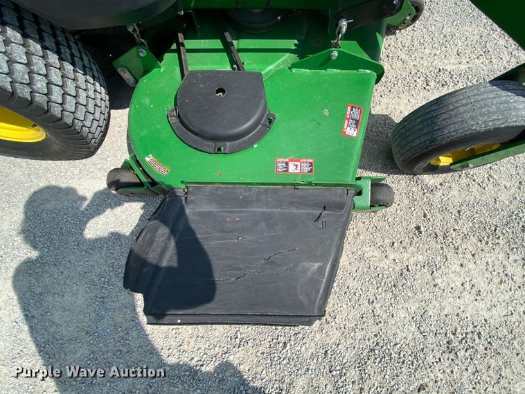 image for item HE9783 2013 John Deere 997 ZTR lawn mower