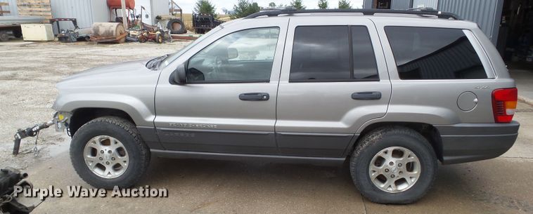 image for item HF9543 2001 Jeep Grand Cherokee  SUV