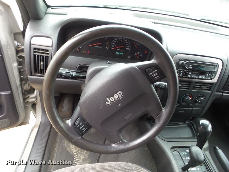 image for item HF9543 2001 Jeep Grand Cherokee  SUV