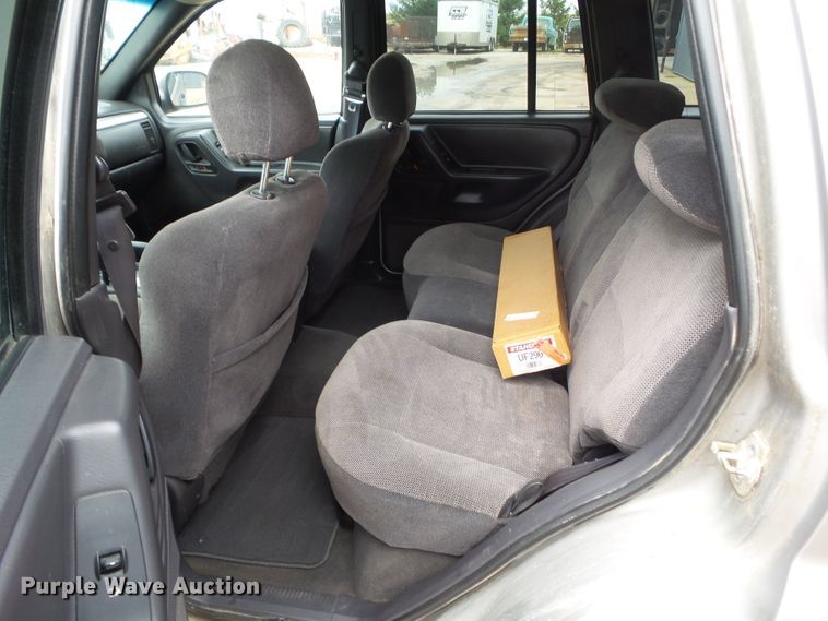 image for item HF9543 2001 Jeep Grand Cherokee  SUV