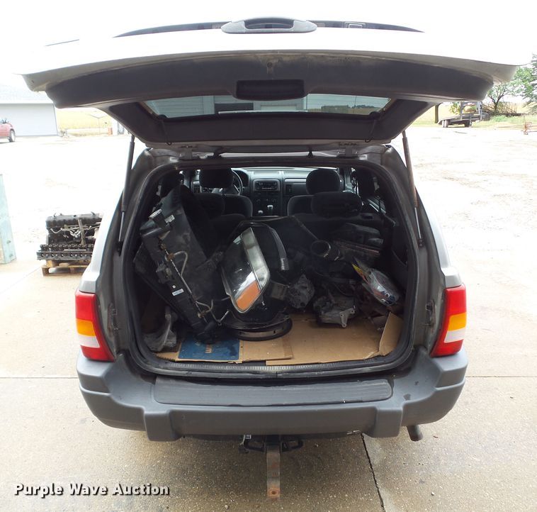 image for item HF9543 2001 Jeep Grand Cherokee  SUV