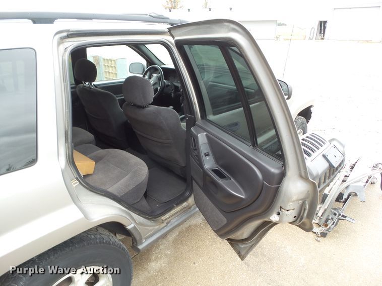image for item HF9543 2001 Jeep Grand Cherokee  SUV