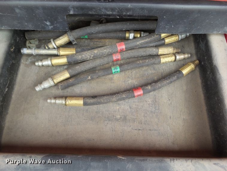 image for item HF9551 Sun Electric Motor Vac EEFS100B Carbon Clean fuel system service system