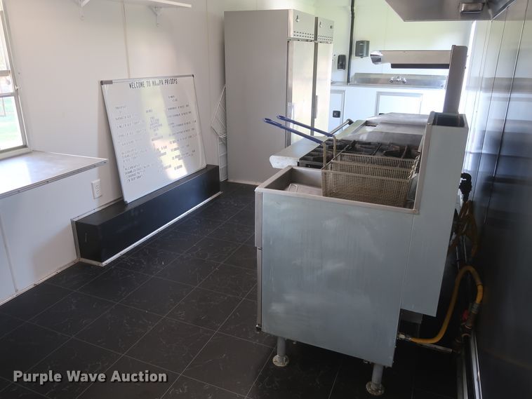 image for item HJ9331 2010 LEE LT-28 food service vending concession trailer