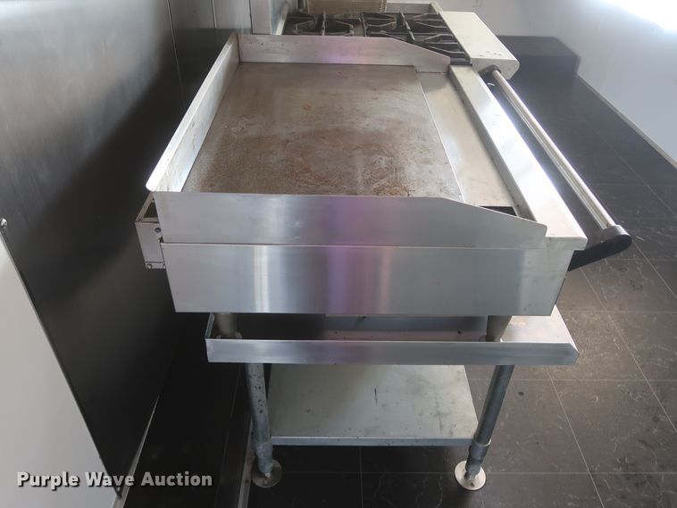 image for item HJ9331 2010 LEE LT-28 food service vending concession trailer