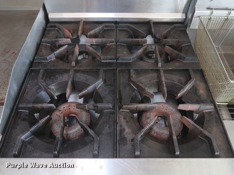 image for item HJ9331 2010 LEE LT-28 food service vending concession trailer