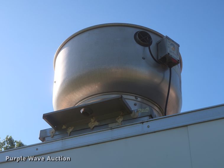 image for item HJ9331 2010 LEE LT-28 food service vending concession trailer