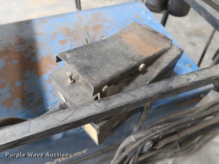 image for item HJ9372 Miller Syncrowave 250 constant current AC/DC arc welder