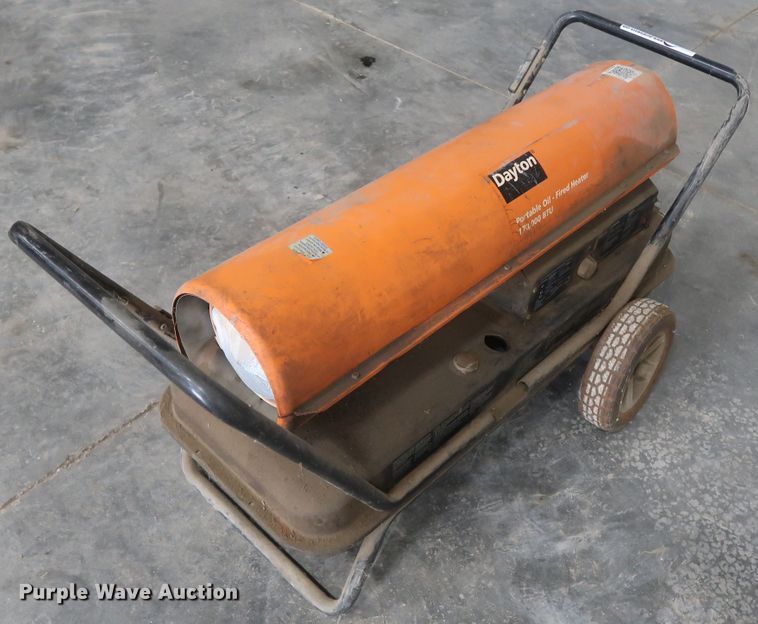 image for item HJ9396 Dayton 3VE51G oil-fired heater
