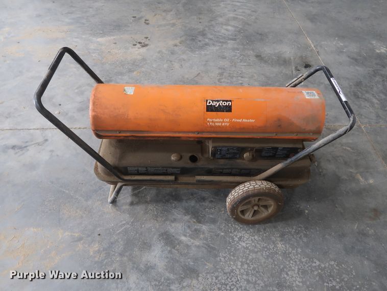 image for item HJ9396 Dayton 3VE51G oil-fired heater