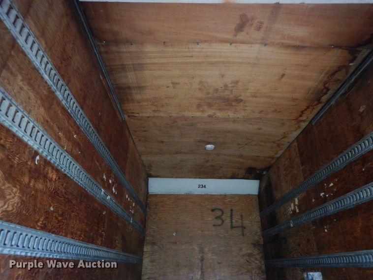 image for item HJ9586 2003 International 4300  box truck