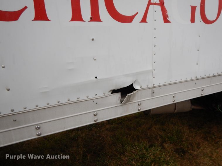 image for item HJ9586 2003 International 4300  box truck