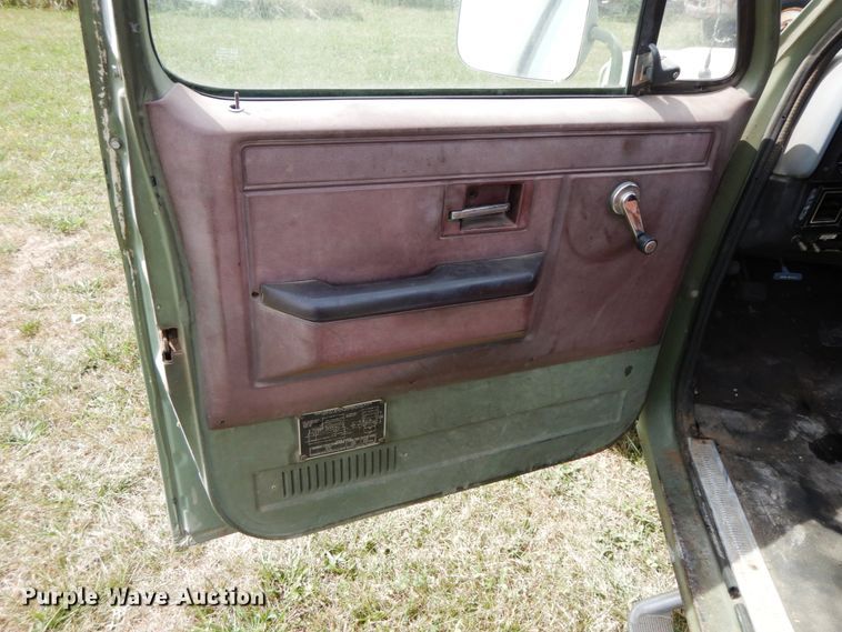 image for item HJ9605 1984 Chevrolet D10 Military Blazer  SUV