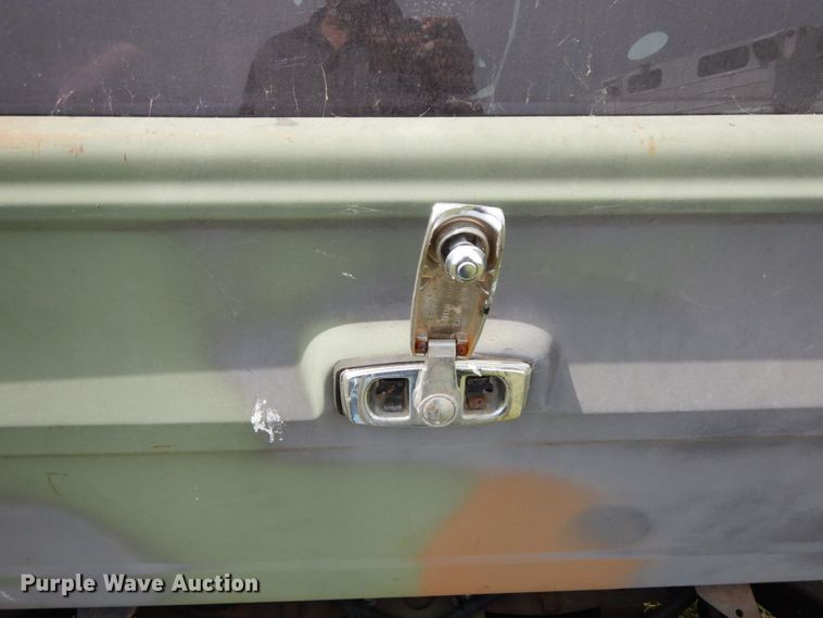 image for item HJ9605 1984 Chevrolet D10 Military Blazer  SUV