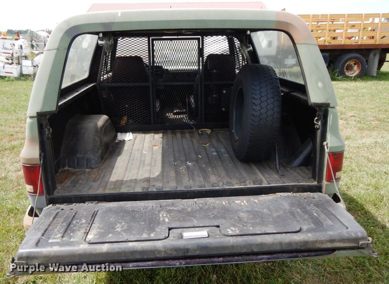 image for item HJ9605 1984 Chevrolet D10 Military Blazer  SUV