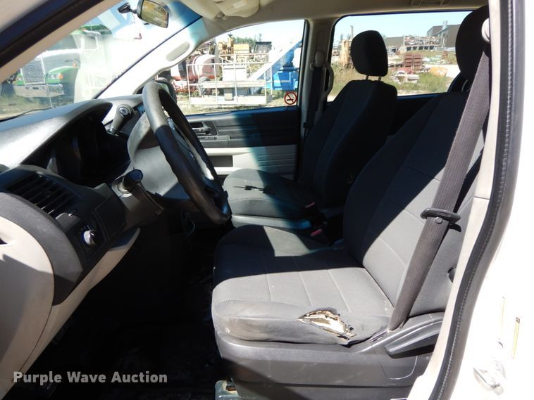 image for item HJ9617 2008 Dodge Grand Caravan  van