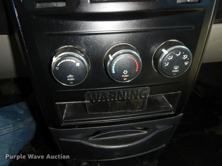 image for item HJ9617 2008 Dodge Grand Caravan  van