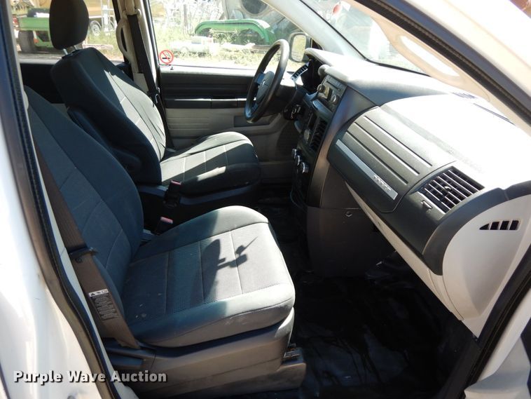 image for item HJ9617 2008 Dodge Grand Caravan  van