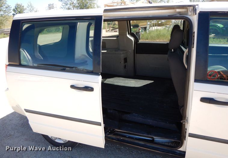 image for item HJ9617 2008 Dodge Grand Caravan  van