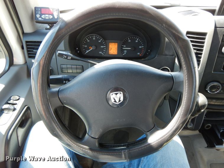 image for item HJ9619 2007 Dodge Sprinter 3500  shuttle bus