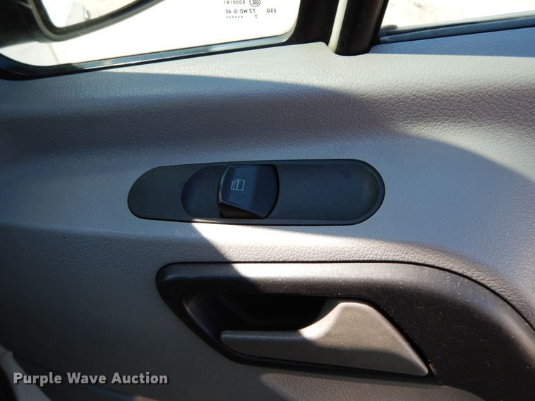 image for item HJ9619 2007 Dodge Sprinter 3500  shuttle bus