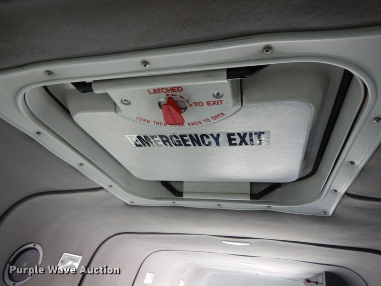 image for item HJ9619 2007 Dodge Sprinter 3500  shuttle bus