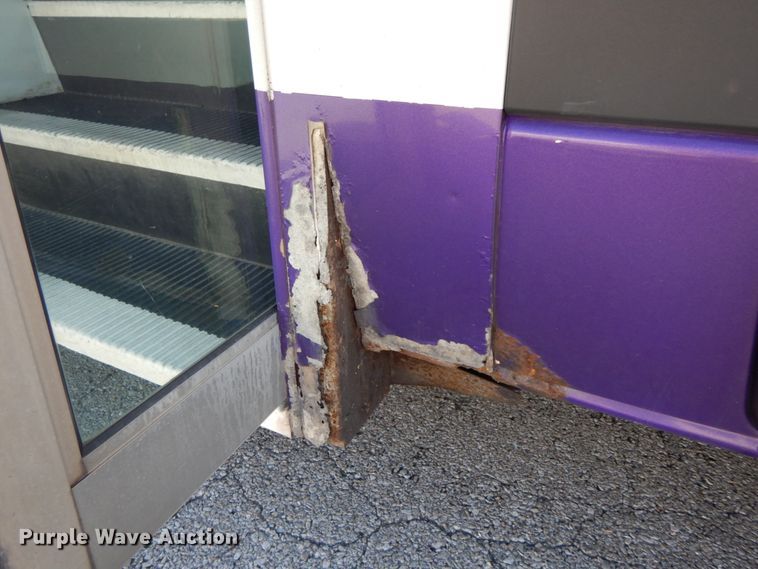 image for item HJ9619 2007 Dodge Sprinter 3500  shuttle bus