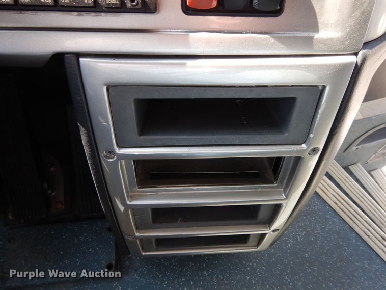 image for item HJ9620 2010 Temsa TS35C  coach bus