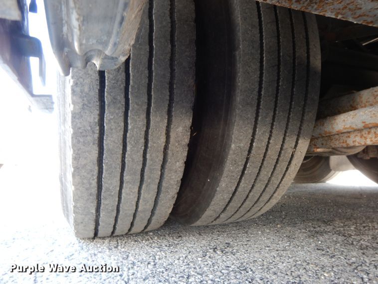 image for item HJ9622 2000 Prevost H3-45  coach bus