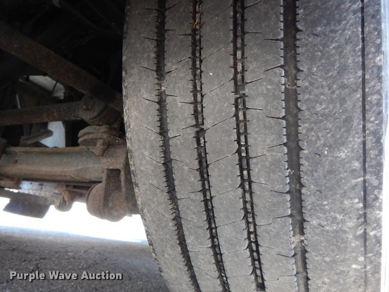 image for item HJ9622 2000 Prevost H3-45  coach bus