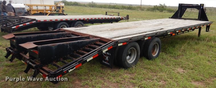 image for item HO9913 2002 Big Tex 22GN-24 equipment trailer
