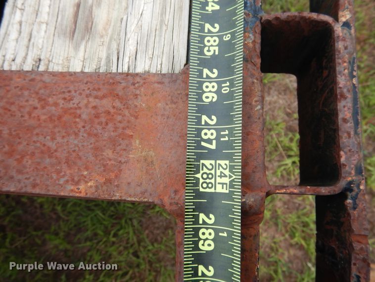 image for item HO9913 2002 Big Tex 22GN-24 equipment trailer