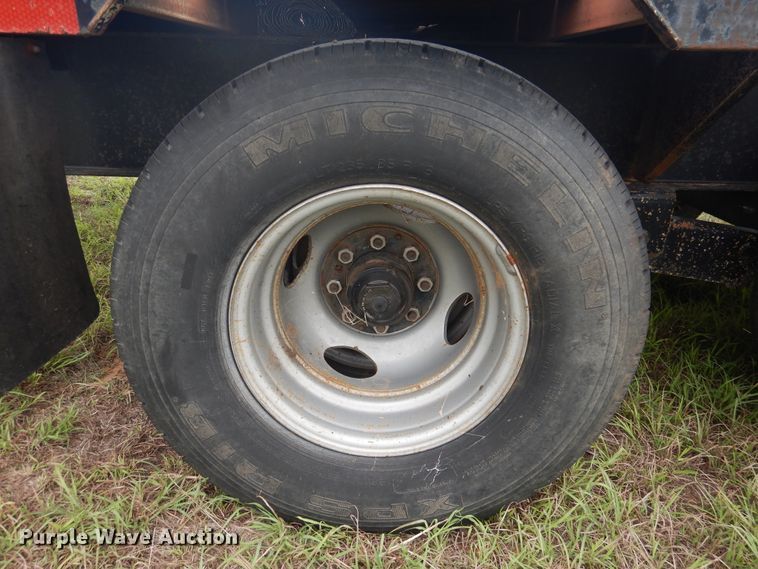 image for item HO9913 2002 Big Tex 22GN-24 equipment trailer