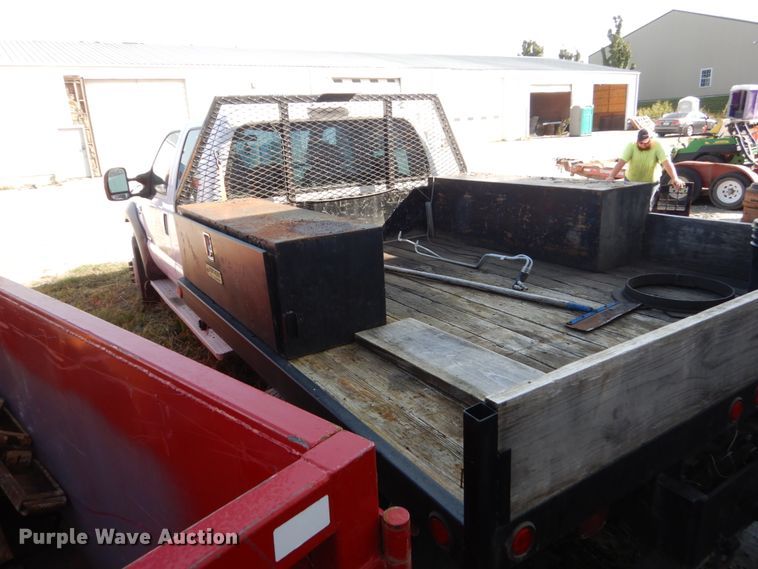 image for item HP9806 2005 Ford F450 Super Duty  flatbed truck