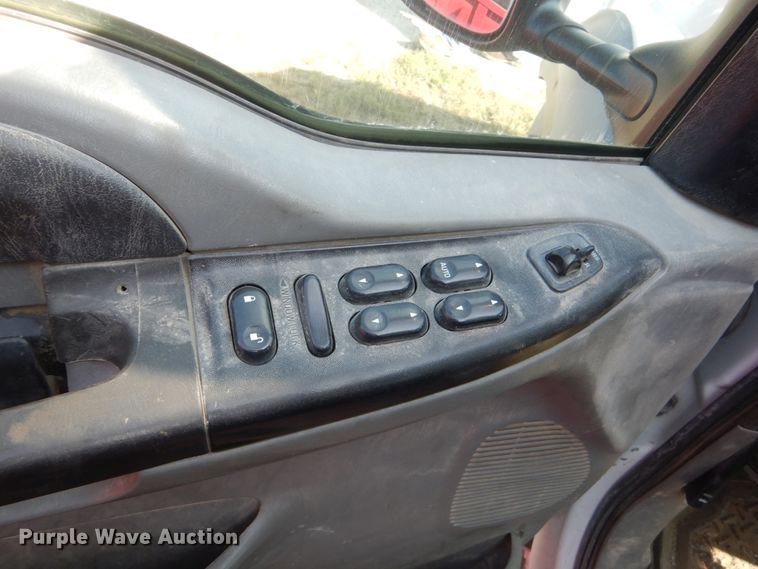 image for item HP9806 2005 Ford F450 Super Duty  flatbed truck