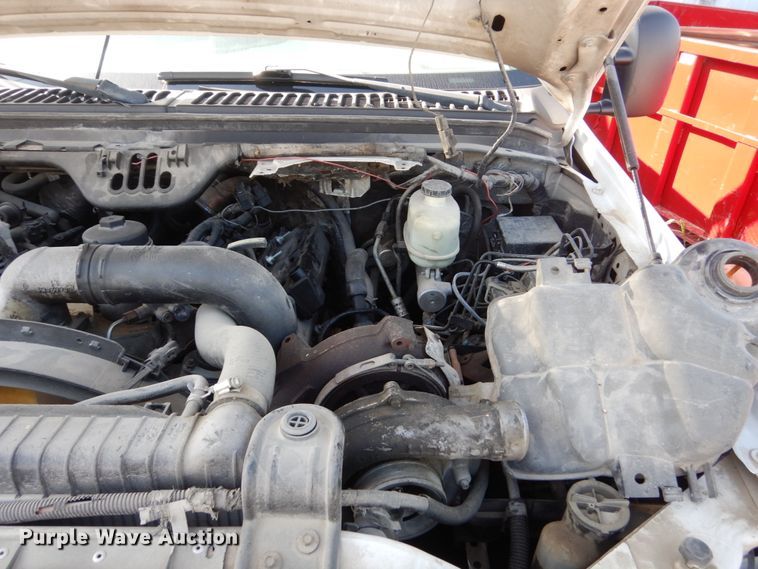 image for item HP9806 2005 Ford F450 Super Duty  flatbed truck