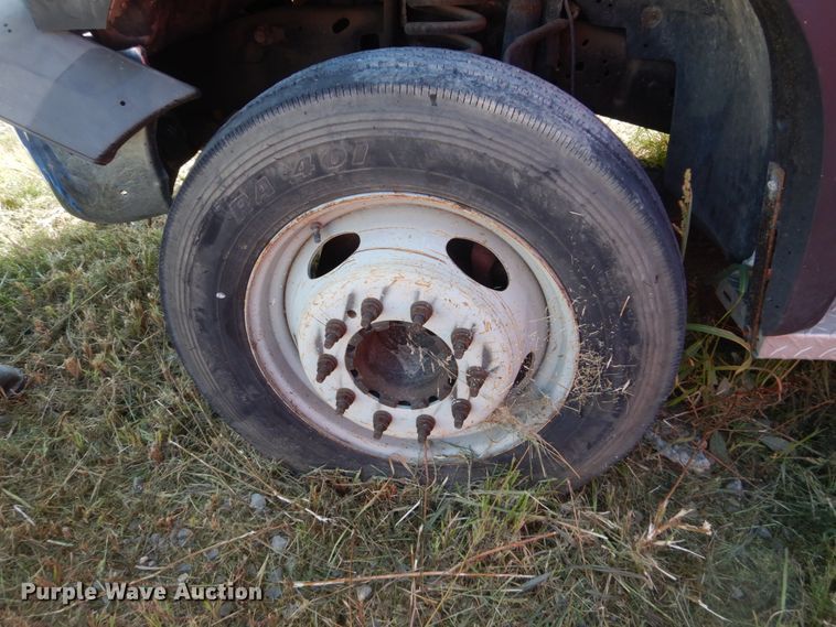 image for item HP9806 2005 Ford F450 Super Duty  flatbed truck