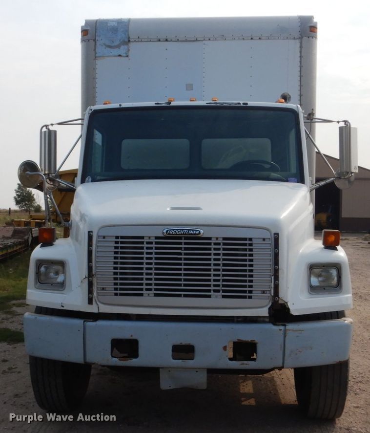 image for item HP9874 2002 Freightliner FL80  box truck