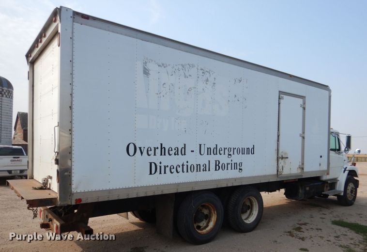 image for item HP9874 2002 Freightliner FL80  box truck