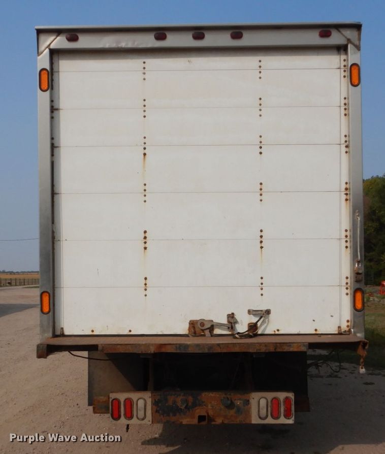 image for item HP9874 2002 Freightliner FL80  box truck