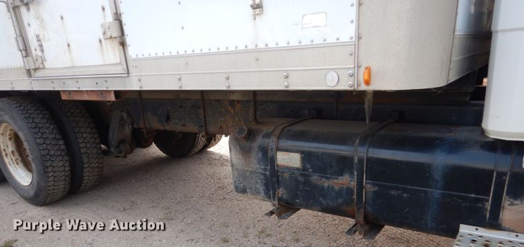 image for item HP9874 2002 Freightliner FL80  box truck