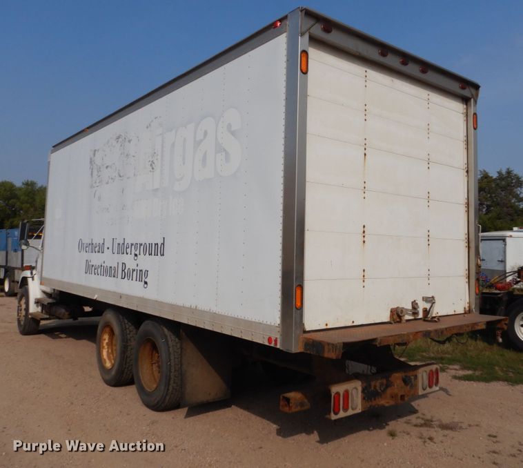 image for item HP9874 2002 Freightliner FL80  box truck