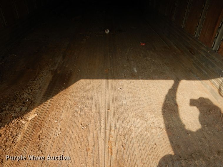 image for item HP9874 2002 Freightliner FL80  box truck