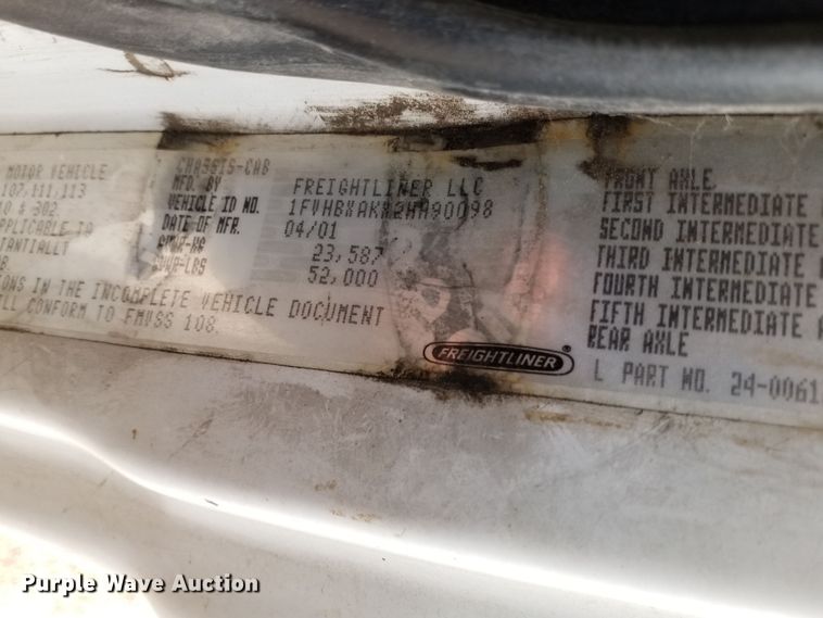 image for item HP9874 2002 Freightliner FL80  box truck