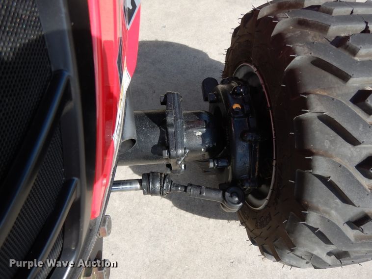 image for item HR9567 2016 Mahindra eMax 22L  MFWD tractor