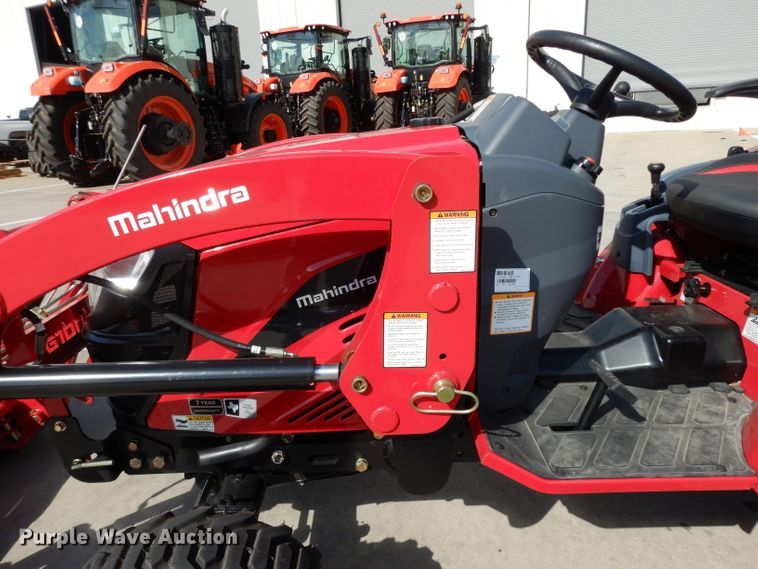image for item HR9567 2016 Mahindra eMax 22L  MFWD tractor