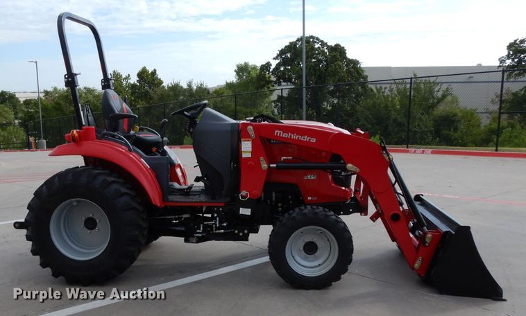 image for item HR9568 2019 Mahindra 1635H  MFWD tractor