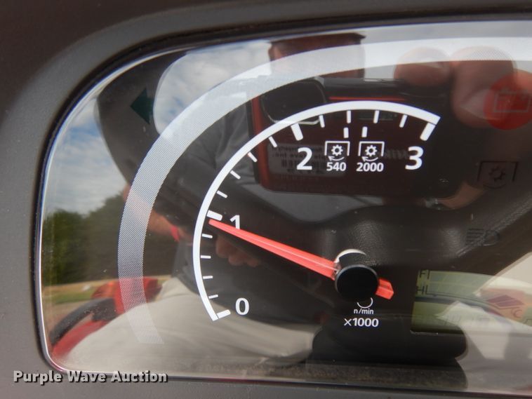 image for item HR9568 2019 Mahindra 1635H  MFWD tractor