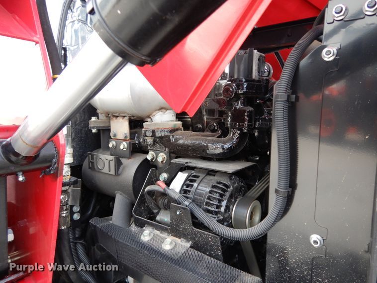 image for item HR9568 2019 Mahindra 1635H  MFWD tractor