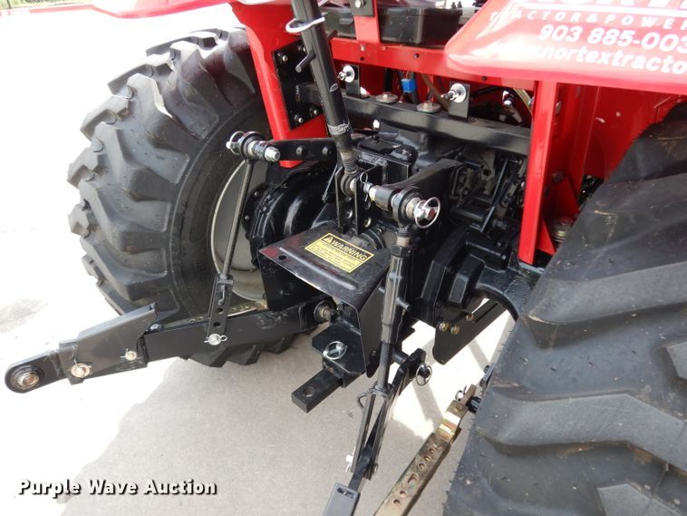 image for item HR9568 2019 Mahindra 1635H  MFWD tractor